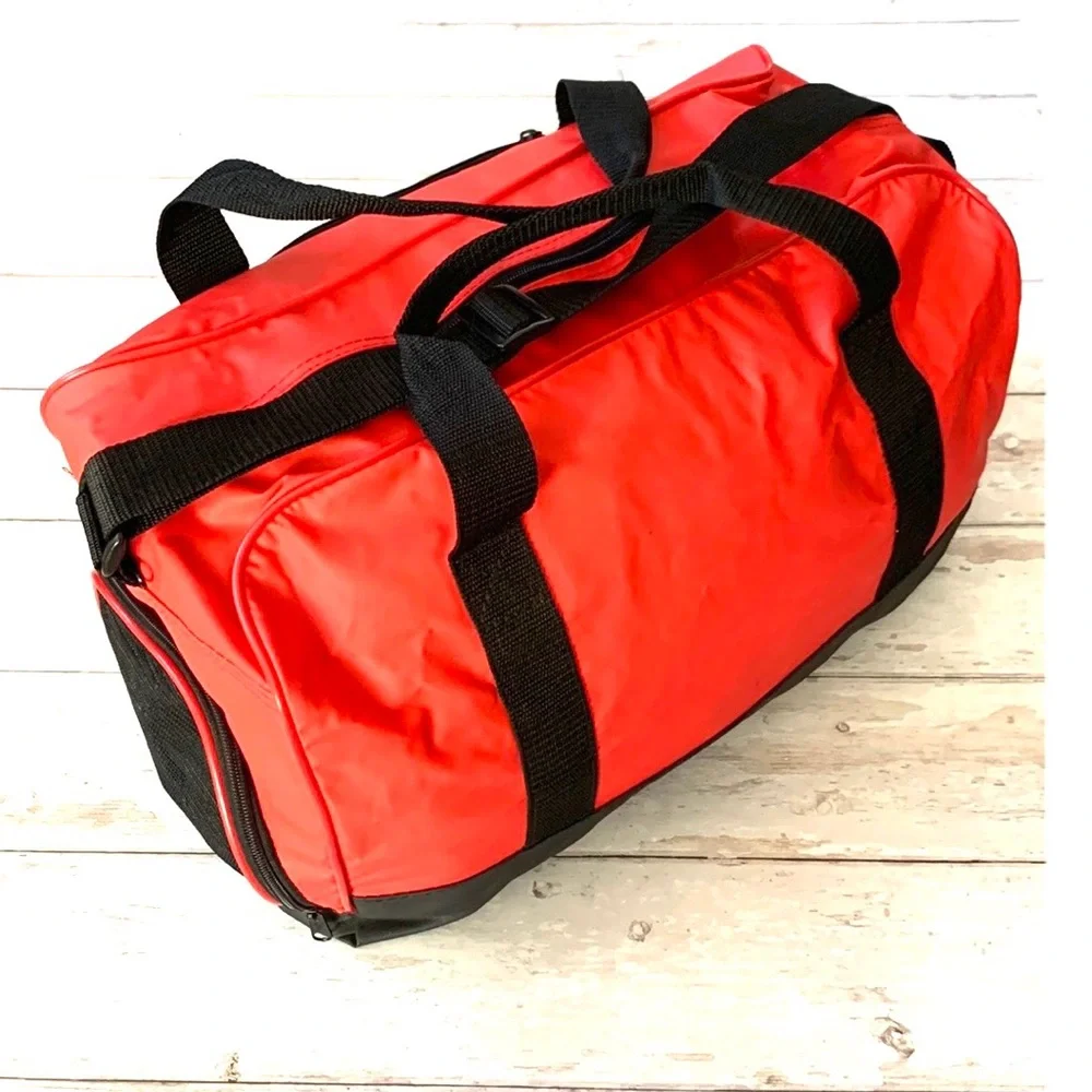 Red Black Duffel Bag Gym Bag Vinyl Material Travel Overnight Bags 18 x 10 x 10in